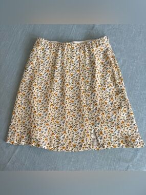 Hollister Women's Cream Floral Mini Skirt XS